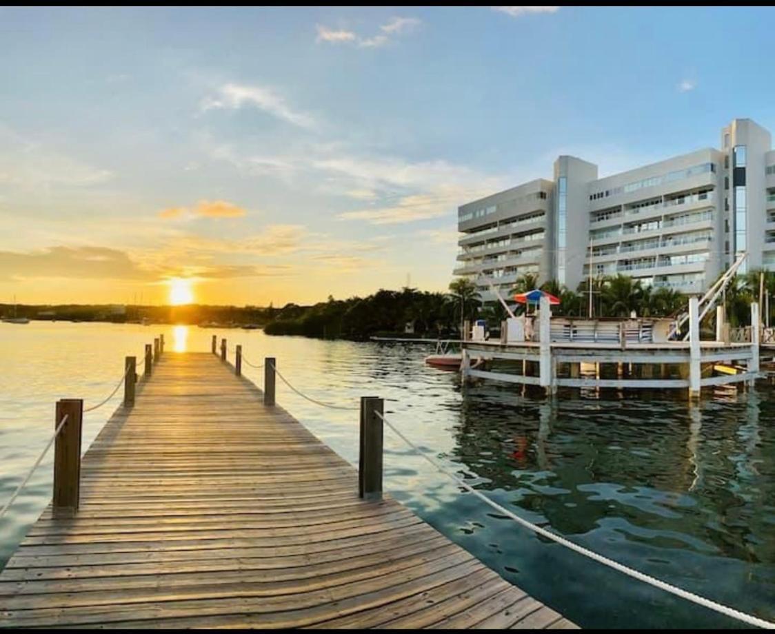 Apartamentos Con Playa Privada Y Vista Al Mar San Andrés Exterior photo